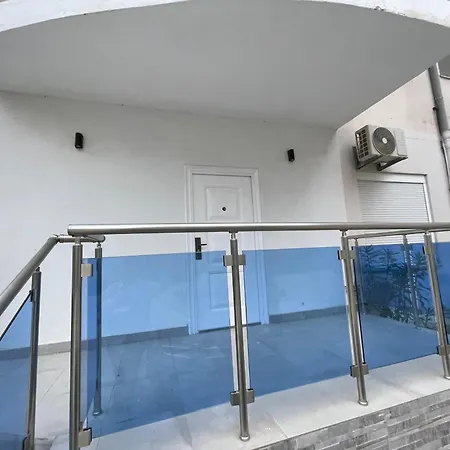 Erlu Appartement Golem (Tirana)
